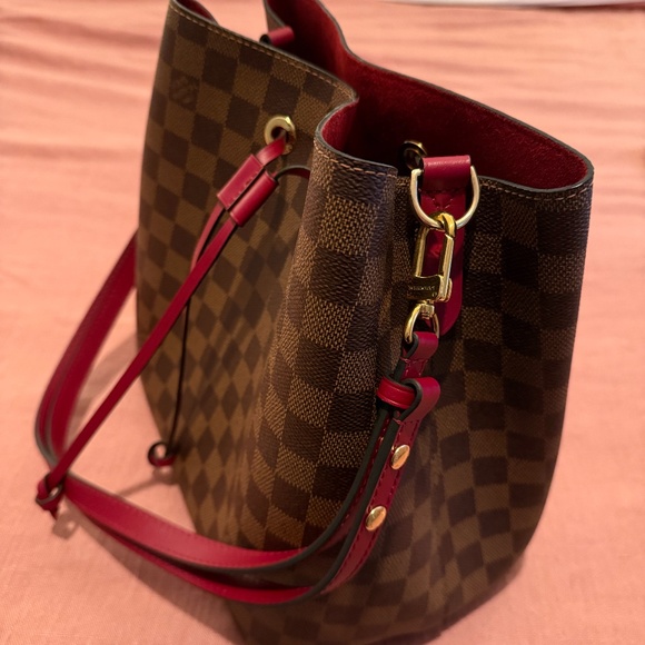 Louis Vuitton Damier Ebene Neonoe MM Cherry Berry Bag - Picture 2 of 8
